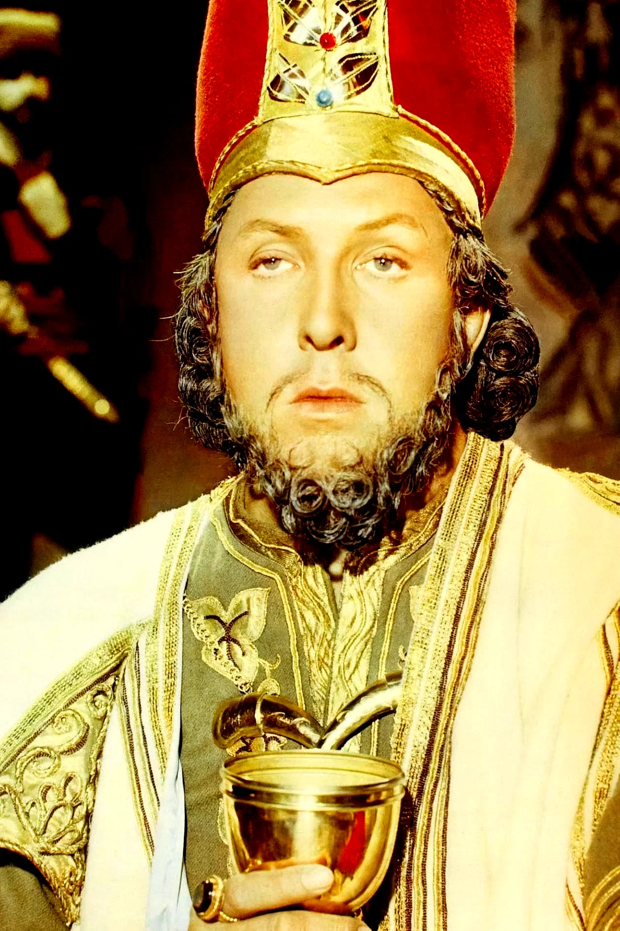  Frank Thring