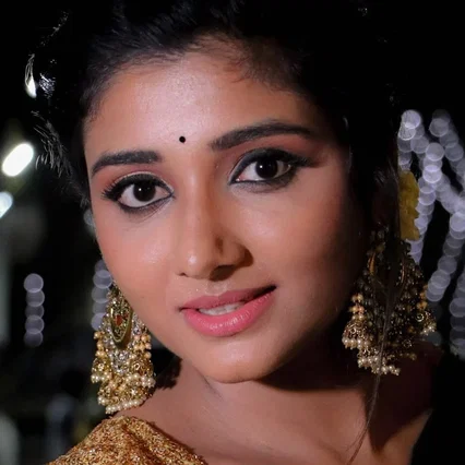 Mirnaa