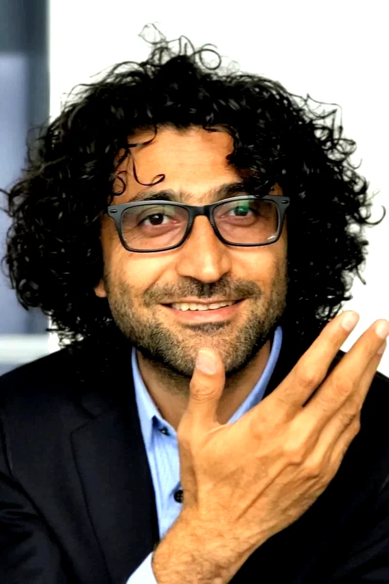  Alireza Khatami