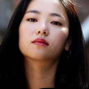 Photo star :  Jeon Yeo-been