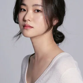 Photo star :  Jeon Yeo-been