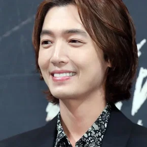 Photo star :  Jung Kyung-ho