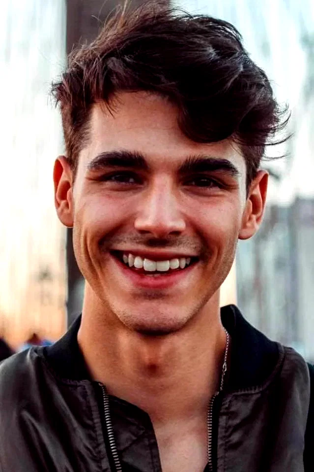  Álvaro Mel