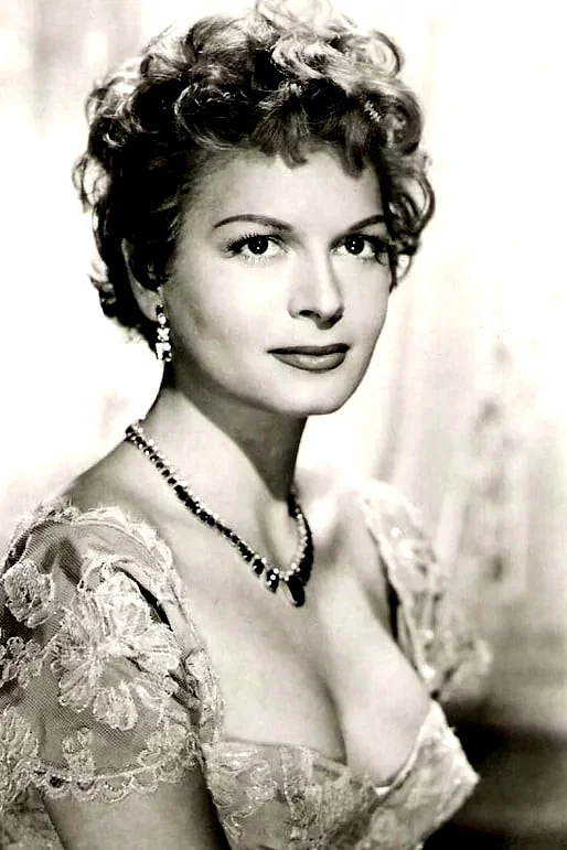 Eva Bartok
