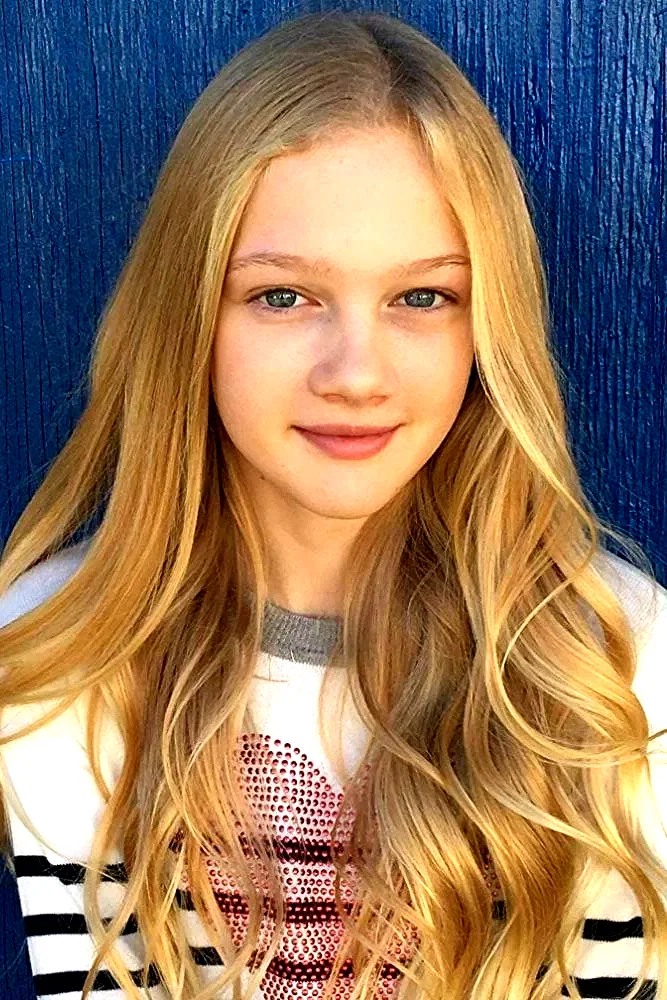  Sarah Abbott