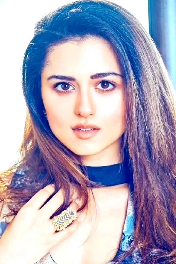  Ridhi Dogra