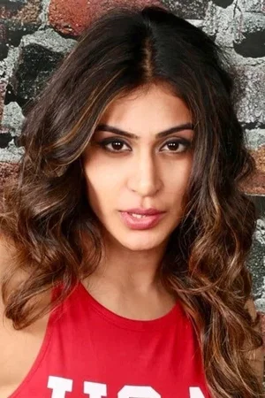  Myra Sareen