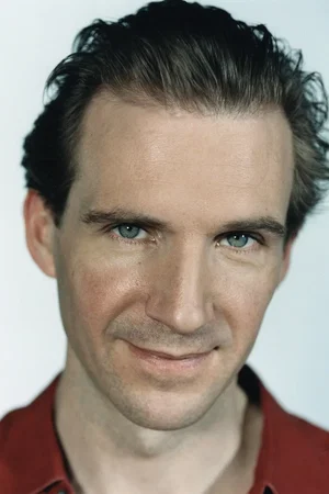 Ralph Fiennes photo