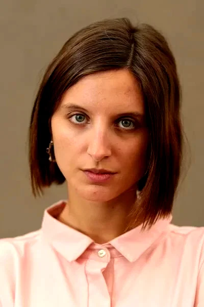  Paula Luchsinger