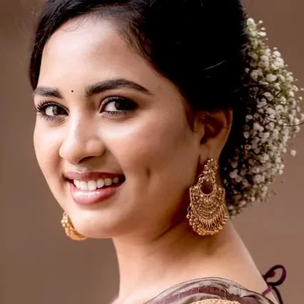  Srushti Dange