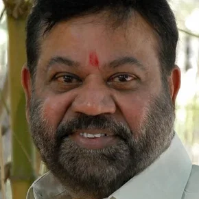 Photo star :  P. Vasu