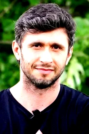 Dragos Bucur