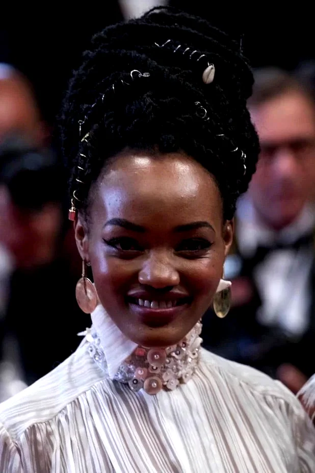  Sheila Munyiva