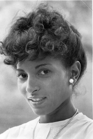 Pam Grier photo
