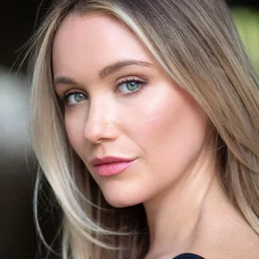 Photo star : Katrina Bowden