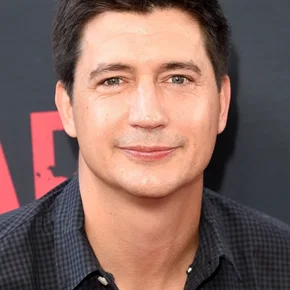Photo star : Ken Marino