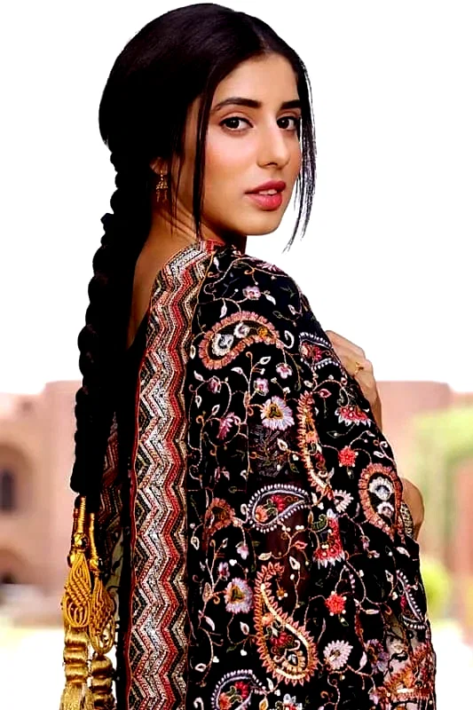  Jasmin Bajwa