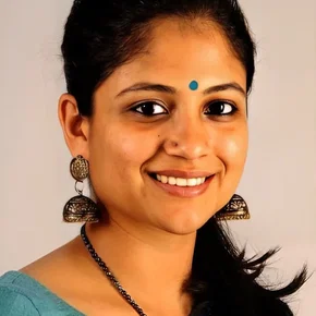 Photo star :  Aditi Balan