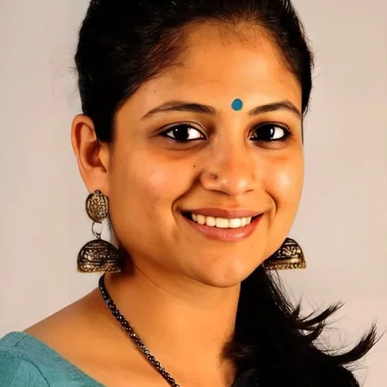  Aditi Balan