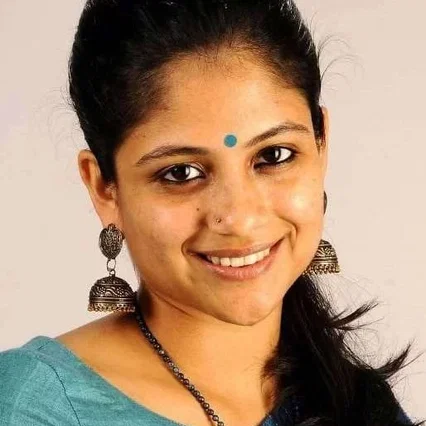  Aditi Balan