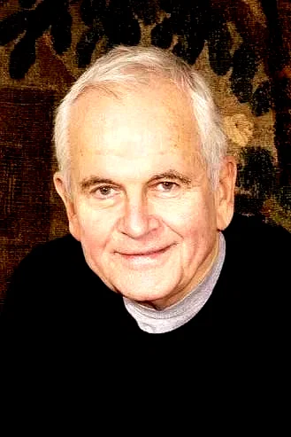 Ian Holm