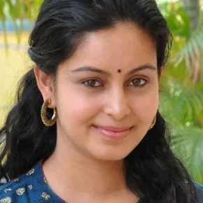 Photo star :  Abhinaya