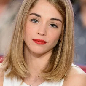 Photo star : Alice Isaaz