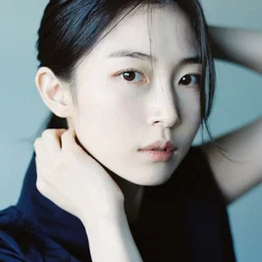 Photo star :  Park Yu-rim