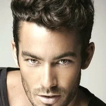 Aaron Diaz