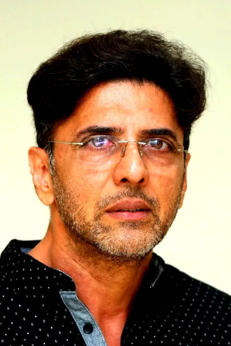 Babloo Prithiveeraj