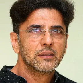 Photo star :  Babloo Prithiveeraj