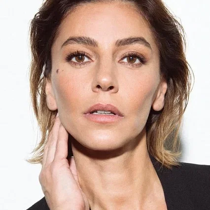  Seda Akman