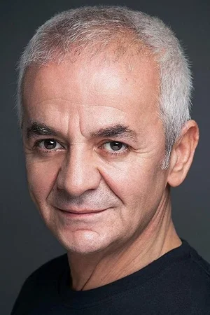  Zafer Algöz