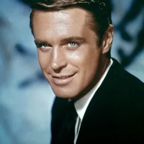 Photo star : George Peppard