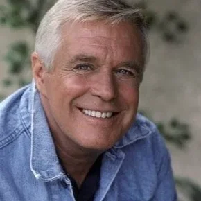 Photo star : George Peppard