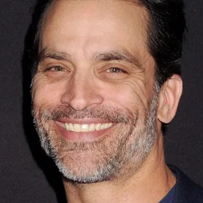 Photo star : Johnathon Schaech