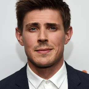 Photo star : Chris Lowell