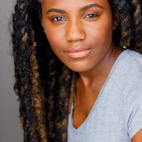Photo star :  Ireon Roach