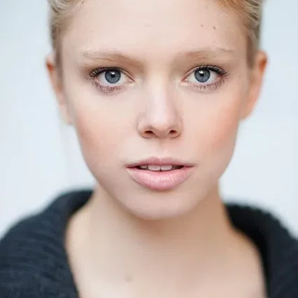  Megan Peta Hill