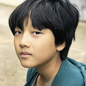 Photo star :  Lee Hyo-je