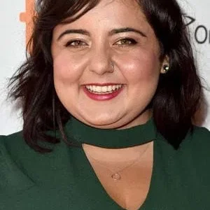  Shaista Latif