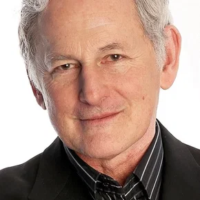 Photo star : Victor Garber