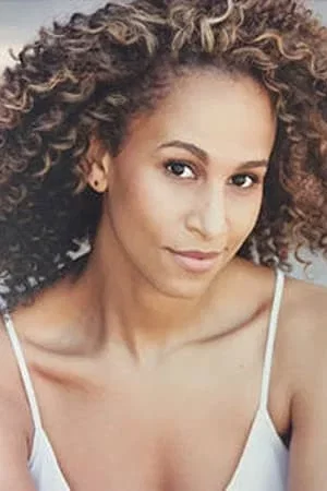  Melanie Nyema
