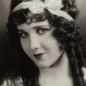 Photo star :  Mary Brian