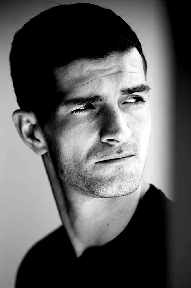  Neil Leiper