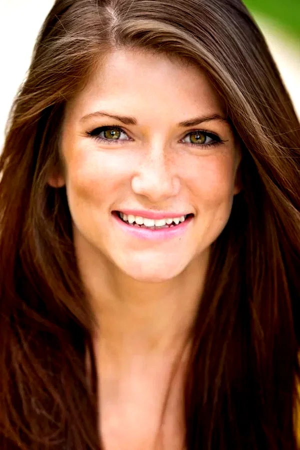  Emily Pendergast