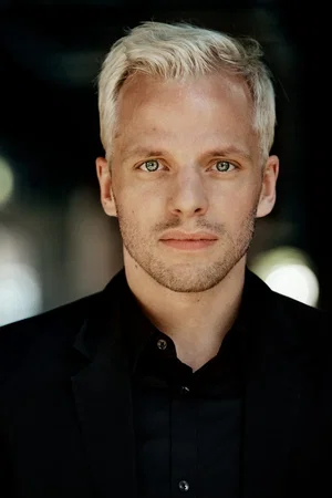  Peter Miklusz photo