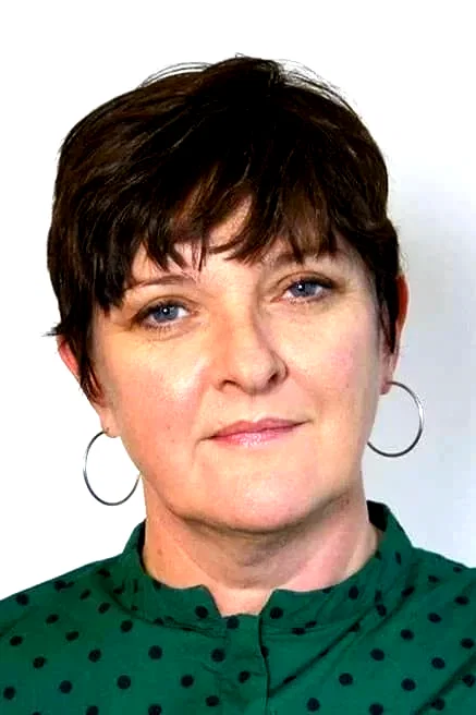  Loes Schnepper