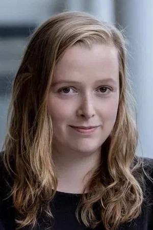  Charlotte Regan photo