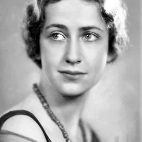 Photo star : Peggy Ashcroft